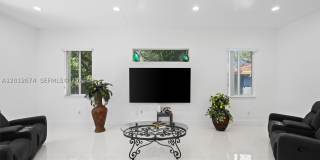 2962 NW 10th Ct Gallery 23