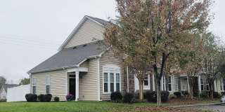 Great end unit in Waters Edge! Master on the main! Gallery 3