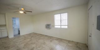 1 bed and 1 bath located in Henderson! 1 bed and 1 bath located in Henderson! Gallery 21