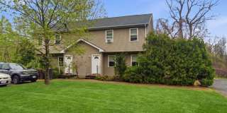 1181 Russell Rd Gallery 1