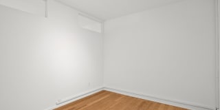 208 W 30TH Street Gallery 11