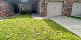 3235 Montrail  PL Gallery 1