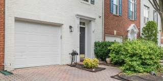 5011 WAPLE Lane Gallery 2