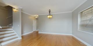 2042 W Warren Boulevard Gallery 8