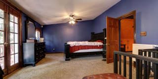 Bungalow in Desirable Highlands! Location Matters! Gallery 25