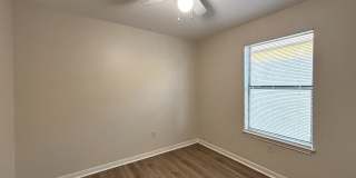 10527 HUNTERS POND Gallery 23