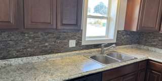 2048 Hillview Drive Gallery 4