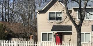 Two bedroom townhouse near Downtown!  Available Now Gallery 1