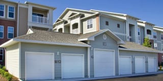 Town Center at Lakeside Village Apartments Gallery 35