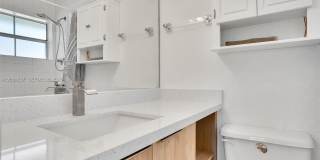 8650 SW 67th Ave Gallery 22