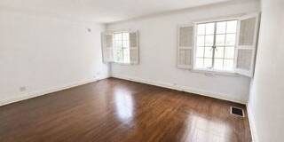 214 South Spalding Drive Gallery 7
