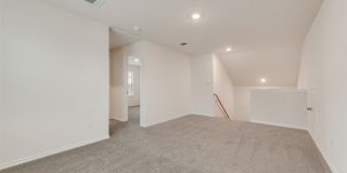 124 Labein Avenue Gallery 24