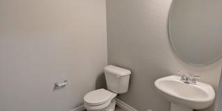 Three Bedroom Townhome Gallery 7