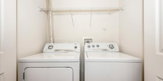 Excellent Elevator Condo for Lease Gallery 23