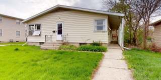 Duplex in North Ames - Close to Mall Duplex in North Ames - Close to Mall Gallery 1