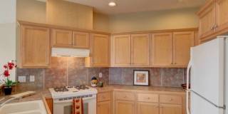 Sunny & Bright Upper Unit in Snoqualmie Ridge Gallery 7