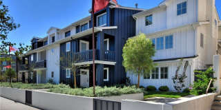 4641 Cahuenga Boulevard Gallery 1