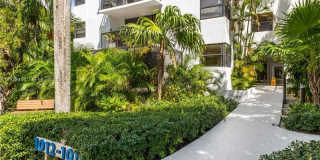 101 Ocean Lane Dr Gallery 26