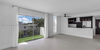 8305 Crespi Boulevard Gallery 6