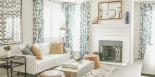 The Clarion Gallery 16