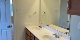 Bright & Spacious 3BR/2.5BA with Loft and Two-Car Garage in Sendero Springs Gallery 22