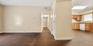 Creekside Meadows Apartment Gallery 7