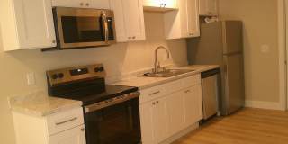 Fully Remodeled 2 Bed 1 Bath House Gallery 8
