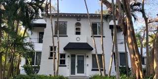 Poinciana Avenue Gallery 11