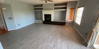 Wonderful 2 bed/2 bath Condo in Summerlin Gallery 3