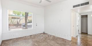 450 W. 6th St. Gallery 7