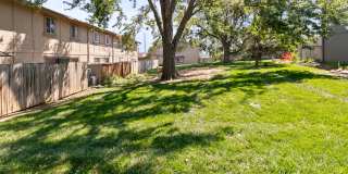 Spacious 3 Bedroom/ 3 Bath Townhouse Spacious 3 Bedroom/ 3 Bath Townhouse Gallery 23