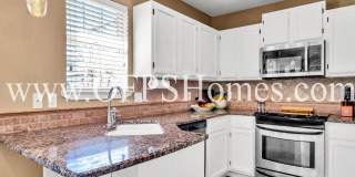 MOVE IN SPECIAL! Half off First Month's Rent! Gallery 17