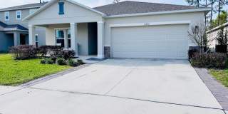 Stunning 4/3 with NO REAR NEIGHBORS! Gallery 1