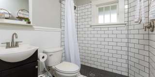 Beautifully Updated House - Awesome Montford Location Gallery 18