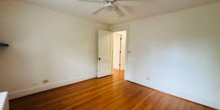 3 Bedroom 1.5 Duplex Gallery 17