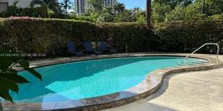 924 SE 2nd St Gallery 11