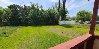 Charming 3 Bedroom 1 Bath Home with Spacious Yard ~ No HOA Gallery 15