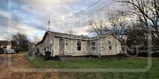 711 West Avenue B Gallery 1