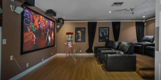 502 E Molino Road Gallery 47
