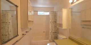 2 Bedroom Condo Near Sacramento River Trail 2 Bedroom Condo Near Sacramento River Trail Gallery 13