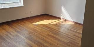 3153 West Argyle Gallery 8