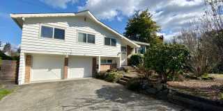 Bellevue Home ~ Newport Hills Bellevue Home ~ Newport Hills Gallery 1
