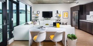 Llewellyn Gallery 14