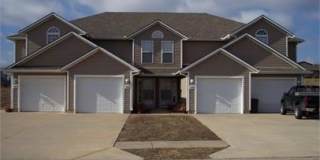 1211 Pebblecreek Drive - A Gallery 1