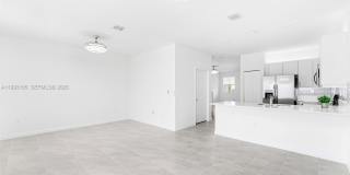 2425 SE 28TH DR Gallery 94