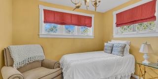 207 Monmouth Avenue Gallery 36