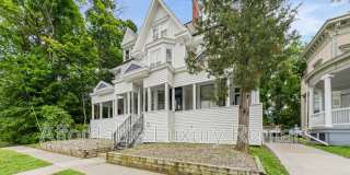 102 S Lake Ave Gallery 1