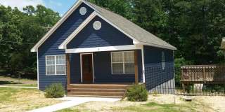 3 BD/2 BA Gallery 1