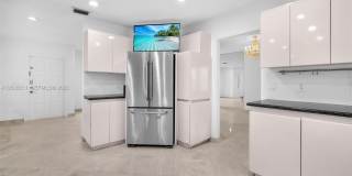 3441 N Hills Dr Gallery 18