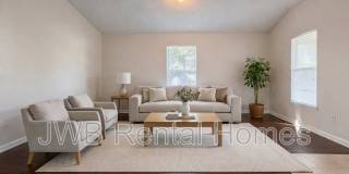 4505 Gilbert St Gallery 7